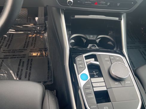 Used 2024 BMW i4 eDrive35 w/ Premium Package image 16