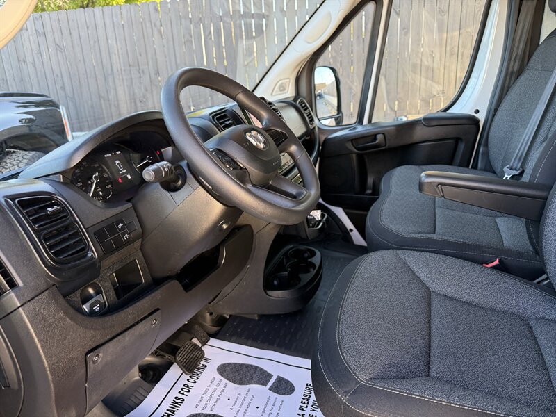 Used 2024 RAM ProMaster 3500 FWD image 8