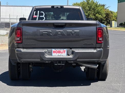 New 2026 RAM 3500 Big Horn AWD/4WD image 4