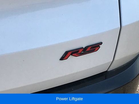 Used 2024 Chevrolet Traverse RS FWD image 4