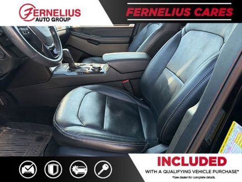 Used 2017 Ford Explorer Limited w/ Equipment Group 301A AWD/4WD image 9