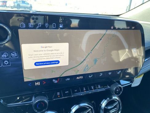 New 2025 Chevrolet Blazer EV LT w/ Super Cruise Package AWD/4WD image 18