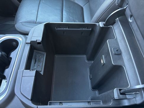 Used 2023 Chevrolet Silverado 3500 LTZ image 32