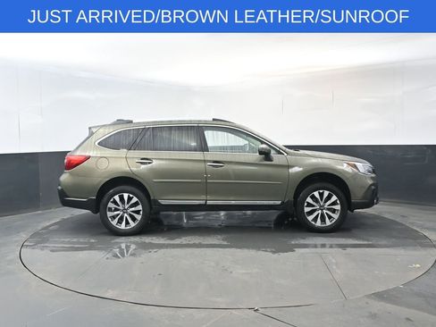 Used 2019 Subaru Outback 3.6R Touring w/ Popular Package #3A image 6