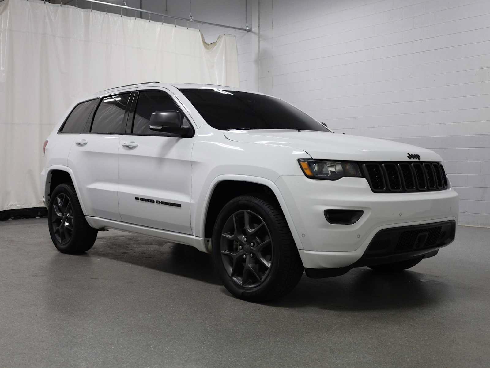Used 2021 Jeep Grand Cherokee Limited w/ Quick Order Package 28K 80th AWD/4WD image 13