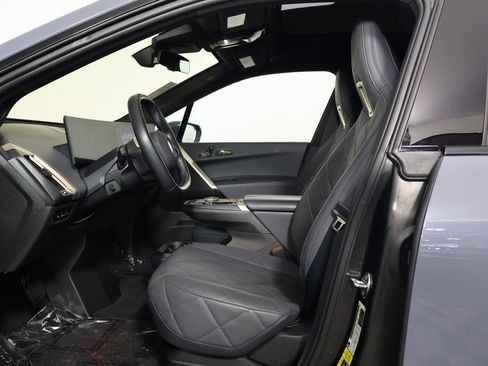Used 2023 BMW iX M60 w/ Executive Package image 10