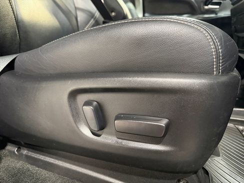 Used 2019 Toyota Sienna SE AWD/4WD image 15