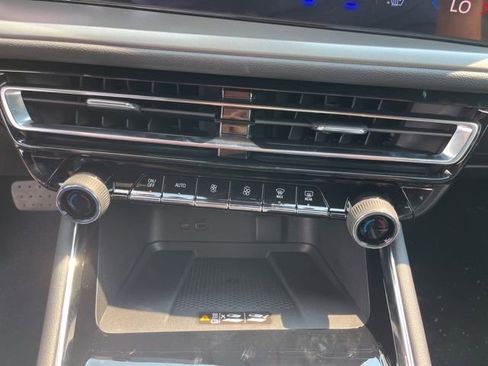 New 2026 Chevrolet Traverse LT w/ Driver Confidence Package image 35