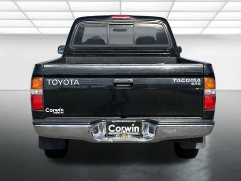 Used 2001 Toyota Tacoma 2WD Xtracab image 14