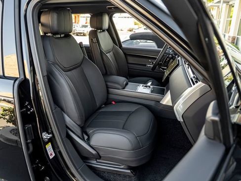 New 2026 Land Rover Range Rover Long Wheelbase SE AWD/4WD image 31