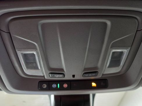 Used 2022 Chevrolet Silverado 2500 W/T AWD/4WD image 39