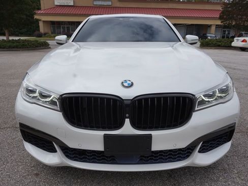 Used 2016 BMW 750i xDrive image 4
