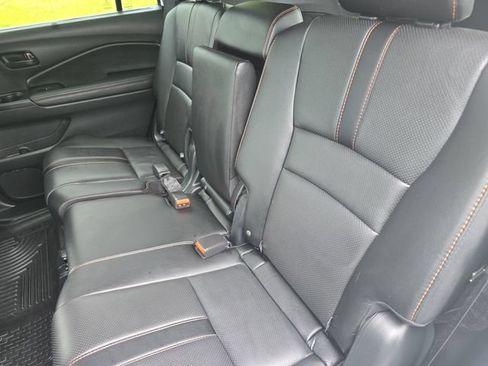 Used 2023 Honda Passport TrailSport image 14