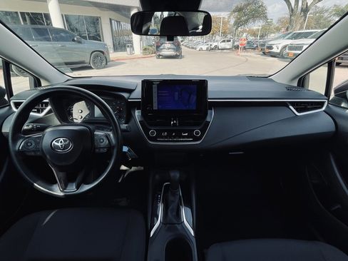 Used 2024 Toyota Corolla LE image 11