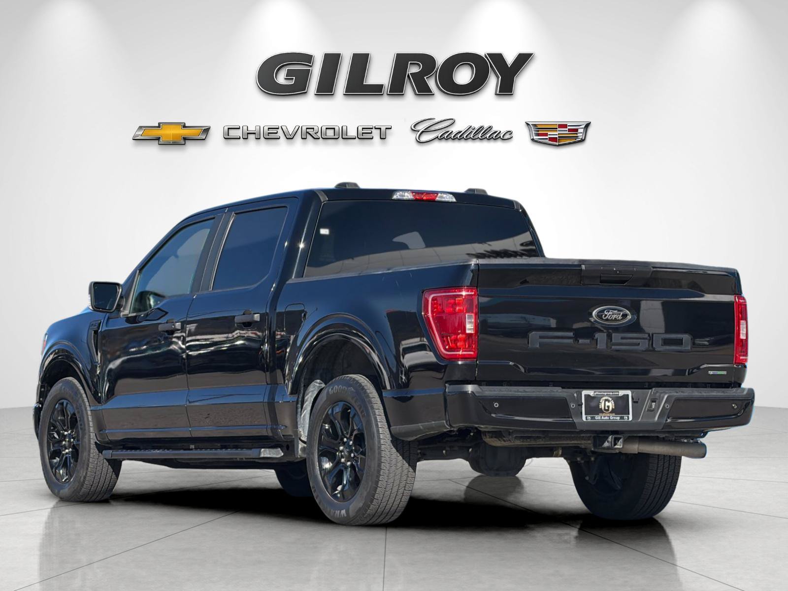 Used 2022 Ford F150 XL w/ STX Black Appearance Package RWD image 5
