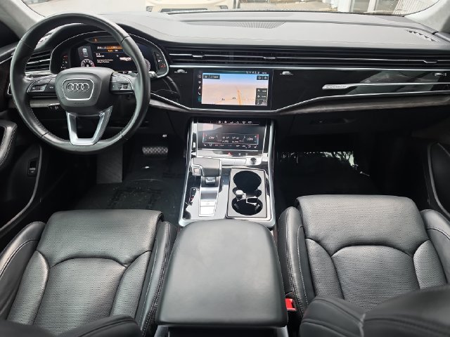 Used 2020 Audi Q8 Prestige AWD/4WD image 11