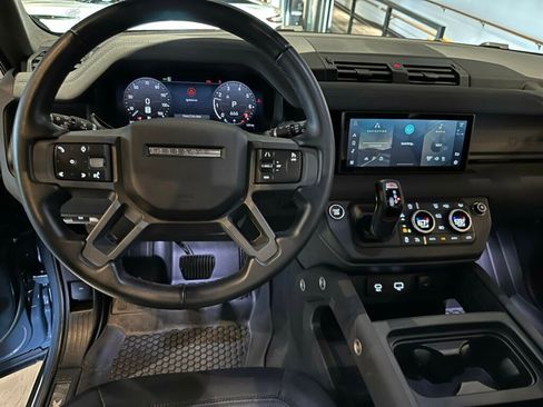 Used 2023 Land Rover Defender 110 X-Dynamic SE AWD/4WD image 19