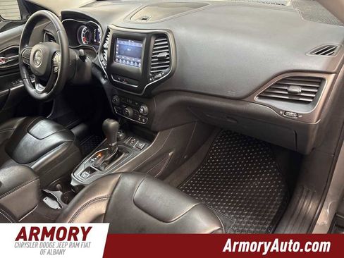 Used 2020 Jeep Cherokee Latitude Plus w/ Cold Weather Group image 37