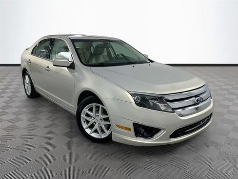 Used 2010 Ford Fusion SEL FWD image 1