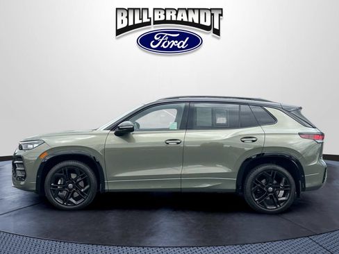Used 2025 Volkswagen Tiguan SE R-Line AWD/4WD image 6