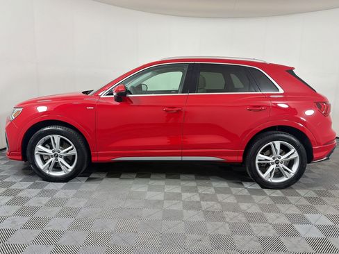 Used 2022 Audi Q3 2.0T Premium Plus AWD/4WD image 2