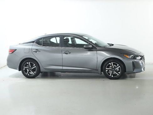 Certified 2024 Nissan Sentra SV FWD image 11