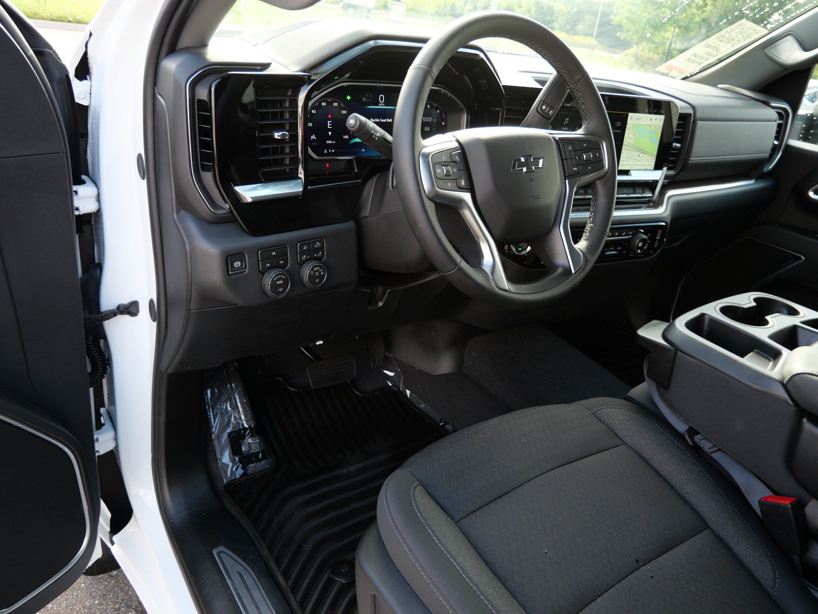 Used 2026 Chevrolet Silverado 3500 LT w/ Trail Boss Package AWD/4WD image 25