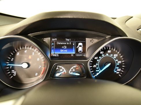 Used 2016 Ford Escape Titanium w/ Equipment Group 301A AWD/4WD image 18