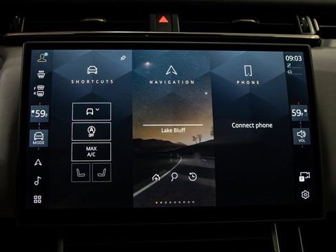 Used 2026 Land Rover Range Rover Velar Dynamic SE image 18