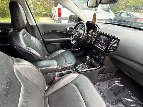 Used 2021 Jeep Compass Limited FWD image 10