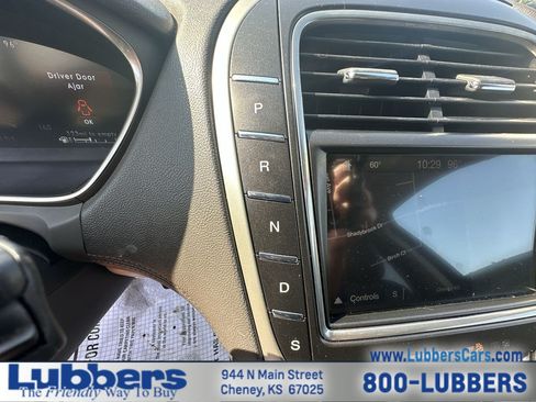 Used 2019 Lincoln Nautilus Select AWD/4WD image 20