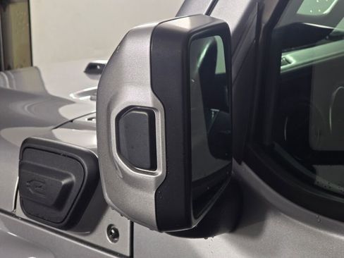 Used 2021 Jeep Wrangler Unlimited Sahara image 14