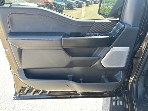 Used 2025 Ford F150 Raptor AWD/4WD image 16