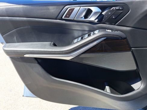 Used 2024 BMW X7 xDrive40i AWD/4WD image 30