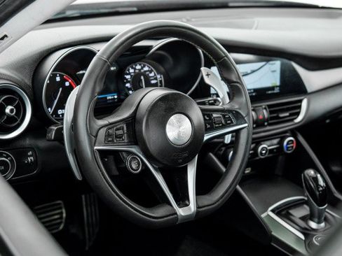 Used 2019 Alfa Romeo Giulia Ti Sport w/ Quick Order Package 22U Sport RWD image 13