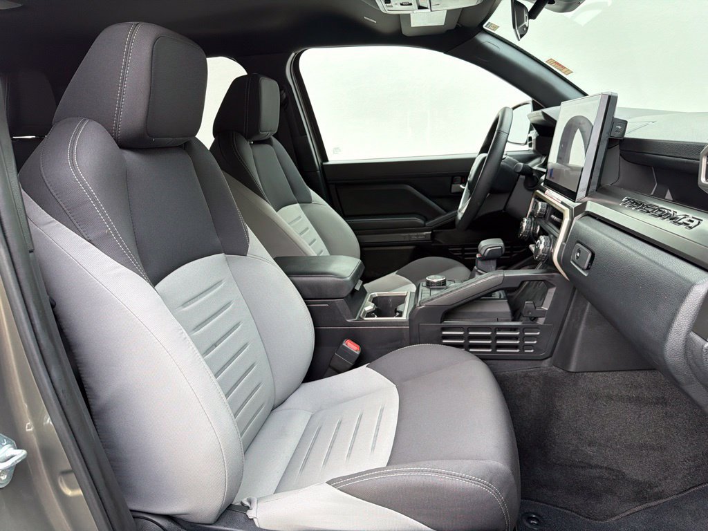 Used 2025 Toyota Tacoma TRD Sport RWD image 34