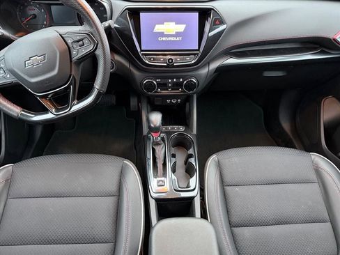 Used 2023 Chevrolet TrailBlazer RS w/ Convenience Package image 16