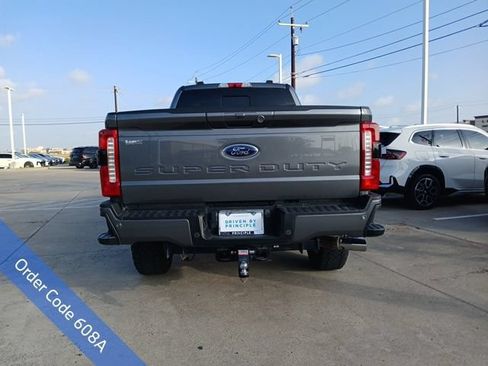 Used 2023 Ford F250 Lariat w/ Sport Appearance Package AWD/4WD image 8