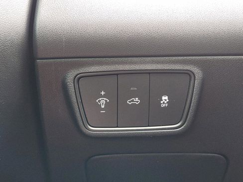 Used 2022 Hyundai Santa Cruz Limited AWD/4WD image 16