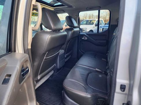 Used 2012 Nissan Frontier PRO-4X w/ Pro-4x Luxury Pkg image 14