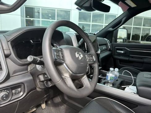 Used 2025 RAM 2500 Laramie w/ Night Edition AWD/4WD image 5