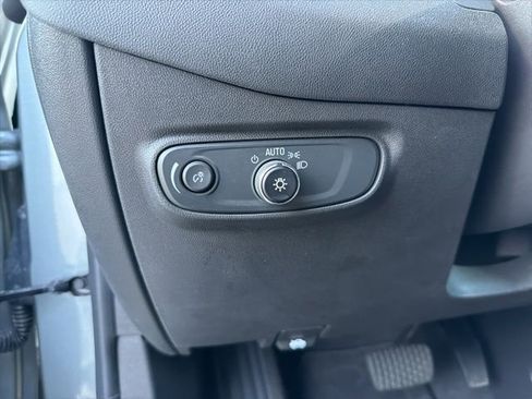 Used 2023 Chevrolet Equinox LT image 14