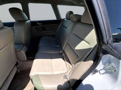 Used 2008 Subaru Outback 2.5i Limited AWD/4WD image 19