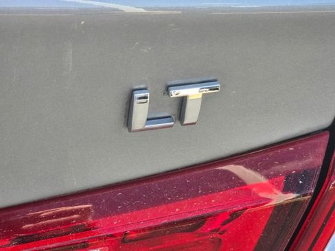 Used 2023 Chevrolet Malibu LT image 15