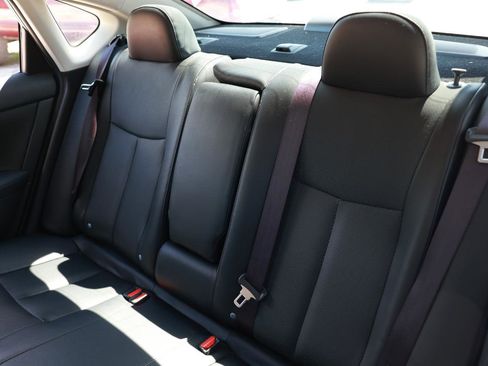 Used 2013 Nissan Sentra SL w/ Leather Pkg FWD image 8