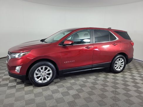 Used 2021 Chevrolet Equinox LT AWD/4WD image 2
