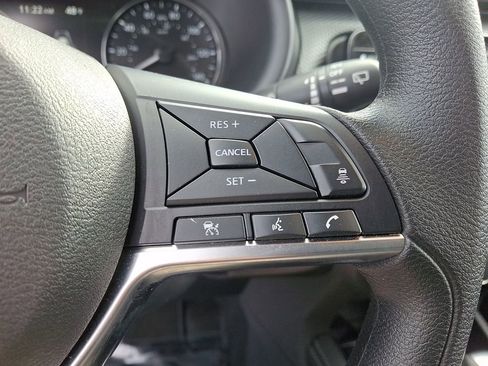 Certified 2024 Nissan Kicks SV image 21