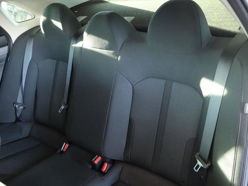 Used 2021 Kia K5 LX image 31