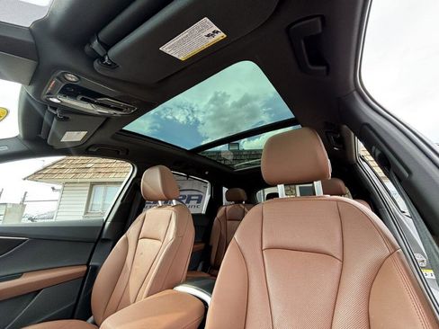 Used 2020 Audi Q7 3.0T Prestige image 17