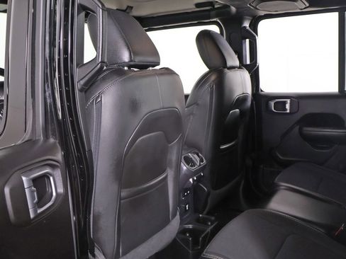 Used 2023 Jeep Gladiator Sport image 24